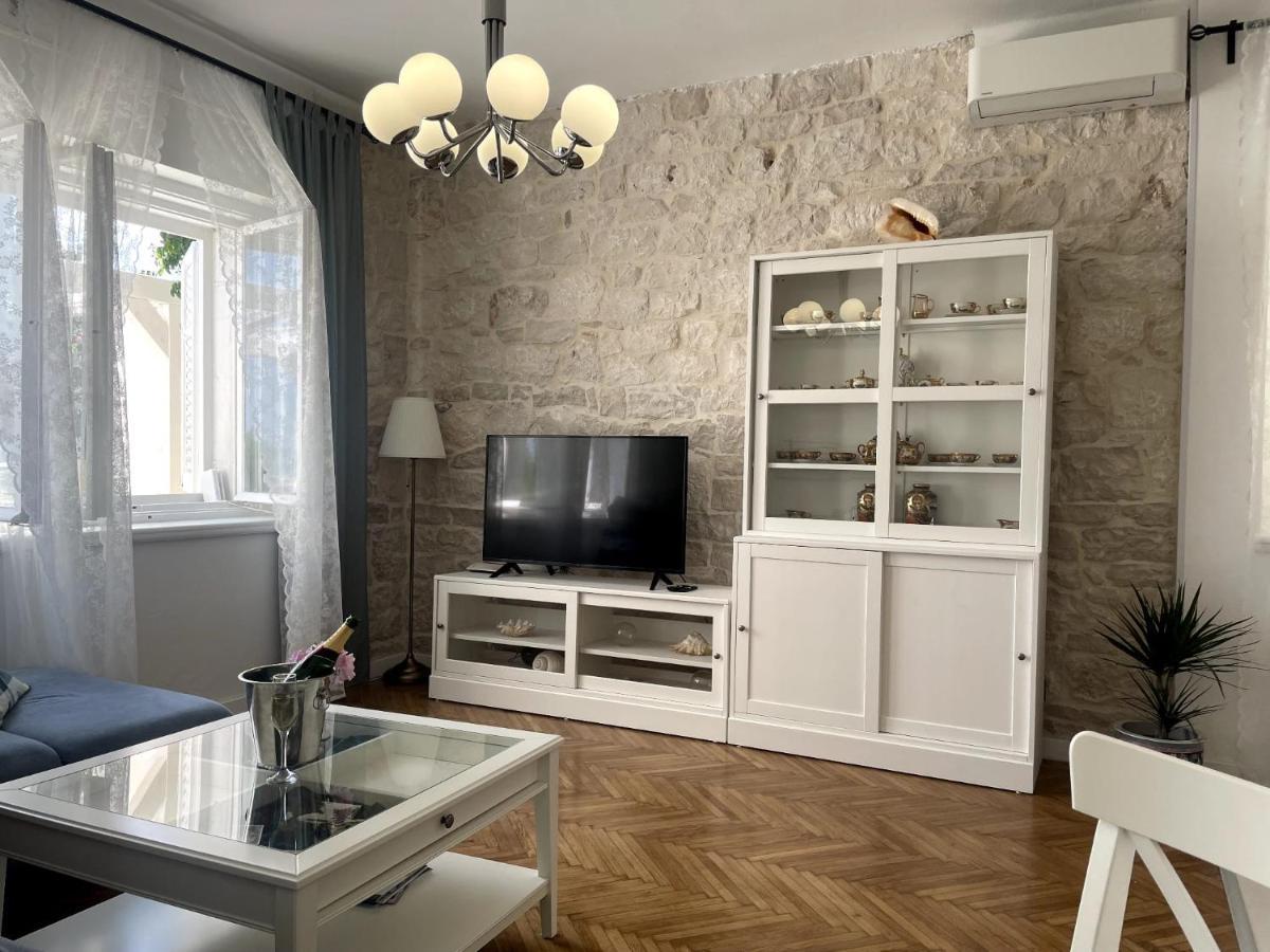 Luxury Apartment Lukas オレビック エクステリア 写真
